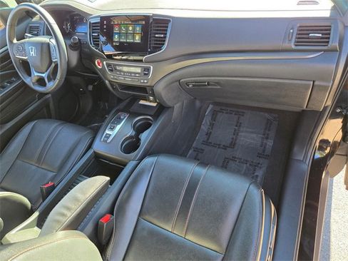 Certified 2023 Honda Passport TrailSport image 21