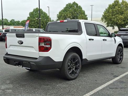 New 2025 Ford Maverick XLT w/ XLT Luxury Package image 3