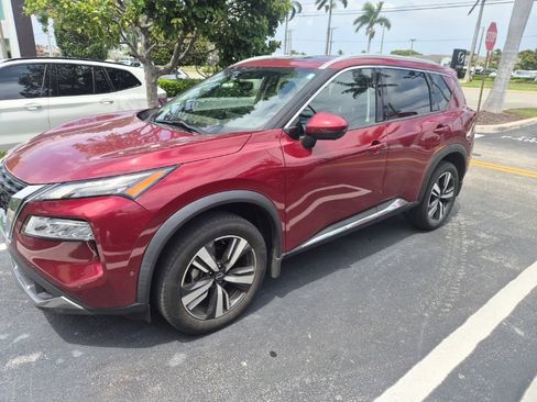 Certified 2023 Nissan Rogue SL w/ SL Premium Package FWD image 2