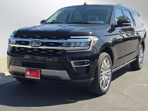 Used 2024 Ford Expedition Max Limited AWD/4WD image 7