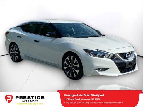 Used 2017 Nissan Maxima SR image 1