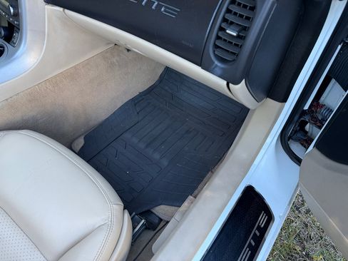 Used 2007 Chevrolet Corvette Convertible w/ Preferred Equipment Group image 36