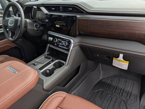 New 2026 GMC Sierra 2500 Denali Ultimate AWD/4WD image 34