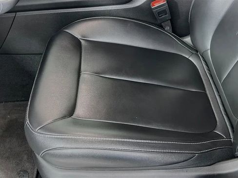 Used 2024 Jeep Grand Cherokee Limited w/ Black Appearance Package image 20