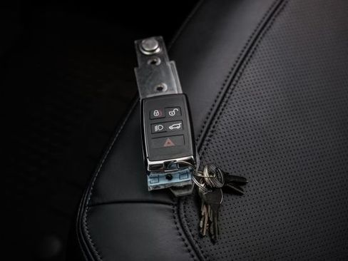New 2026 Land Rover Defender 110 Trophy Edition AWD/4WD image 72