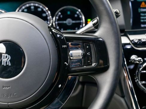 Used 2022 Rolls-Royce Cullinan image 20