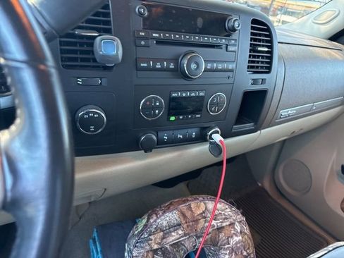 Used 2012 Chevrolet Silverado 2500 LT w/ Texas Edition image 2