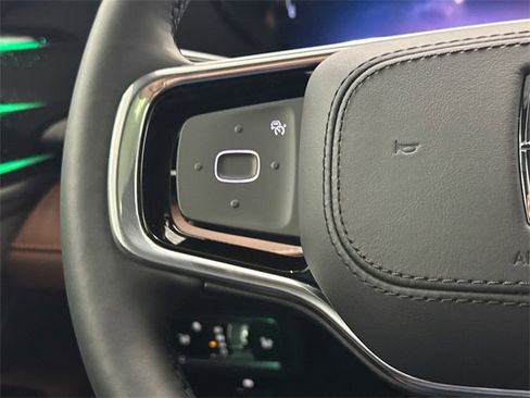 New 2026 Lincoln Nautilus Reserve w/ Jet Appearance Package image 24