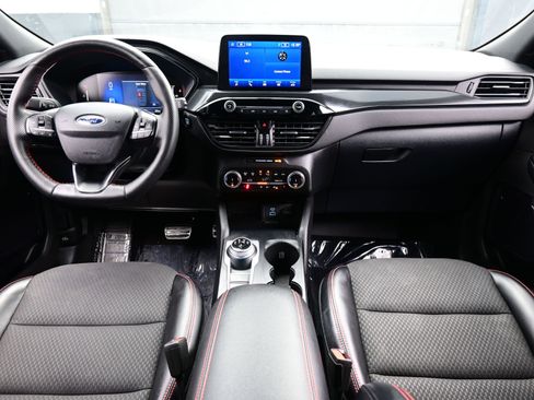 Used 2023 Ford Escape ST-Line image 18