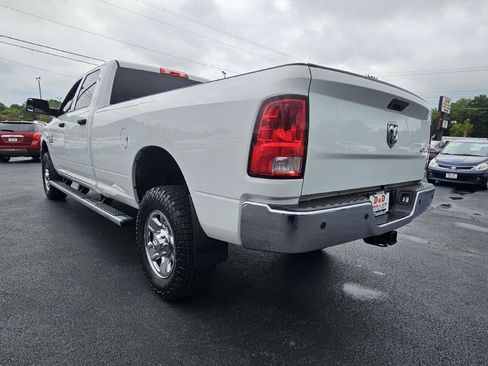 Used 2015 RAM 2500 Tradesman w/ Chrome Appearance Group AWD/4WD image 3
