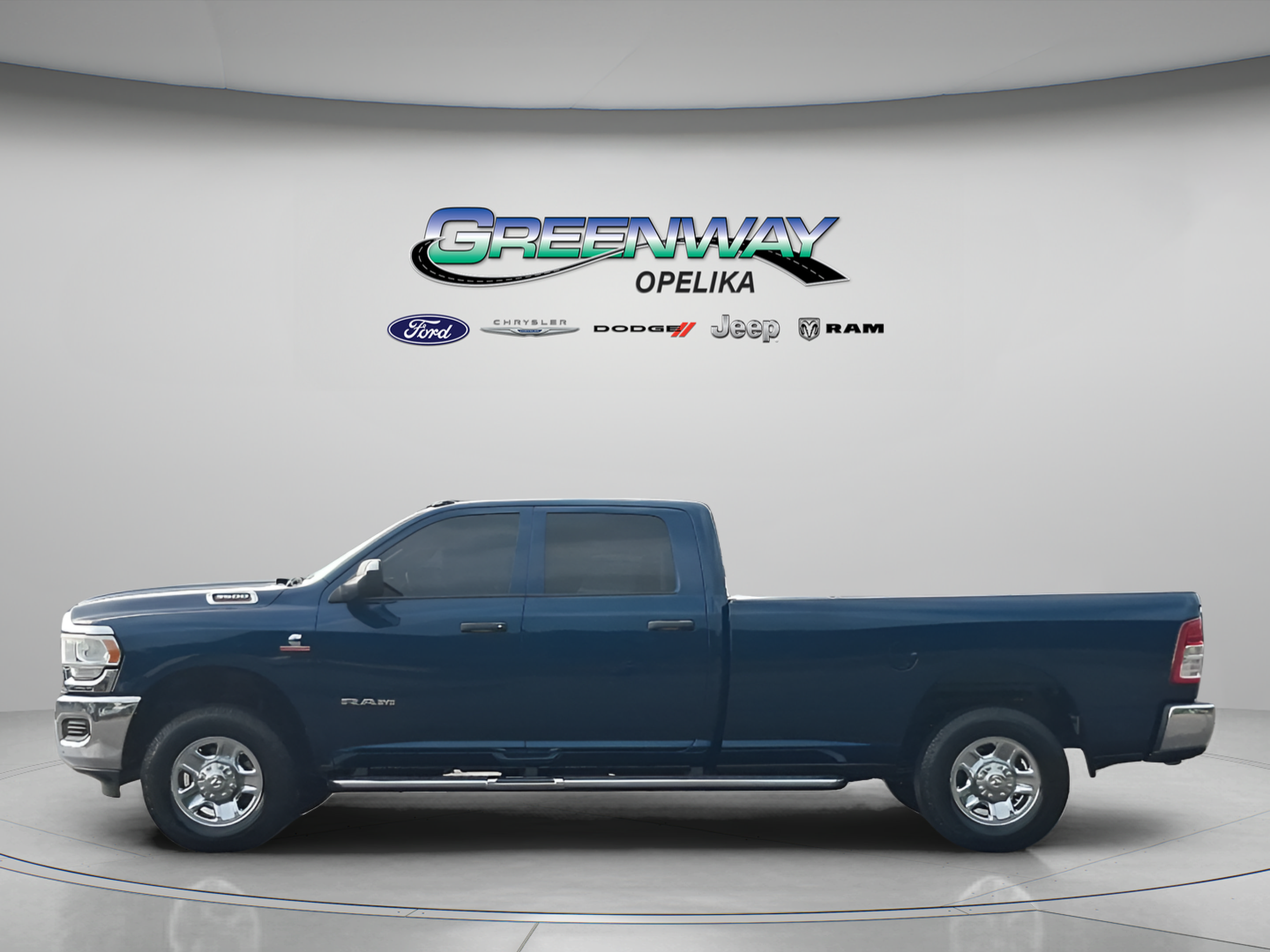 Used 2022 RAM 3500 Tradesman AWD/4WD image 7