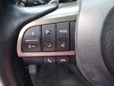 Used 2019 Lexus LX 570 4WD w/ Luxury Package image 16