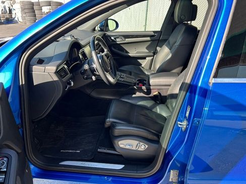 Used 2016 Porsche Macan S image 17