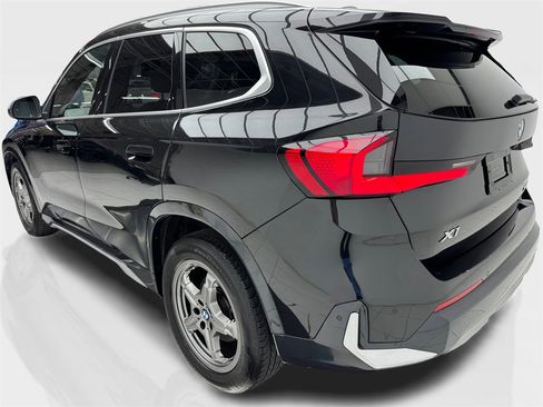 Used 2024 BMW X1 xDrive28i image 11