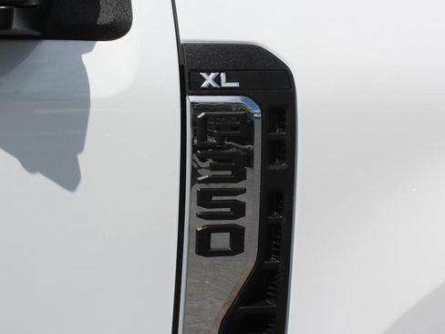 Used 2024 Ford F350 XL w/ XL Chrome Package image 41