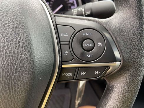 Used 2023 Toyota Camry LE image 31