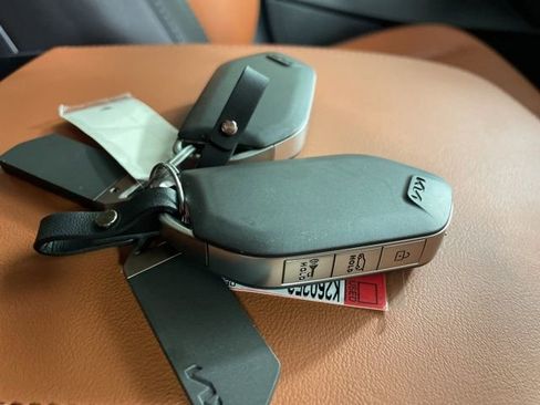 New 2026 Kia Carnival EX image 49