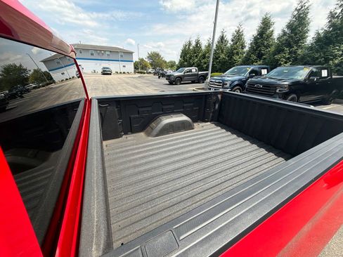 Used 2020 Chevrolet Silverado 1500 LT Trail Boss w/ Convenience Package AWD/4WD image 24