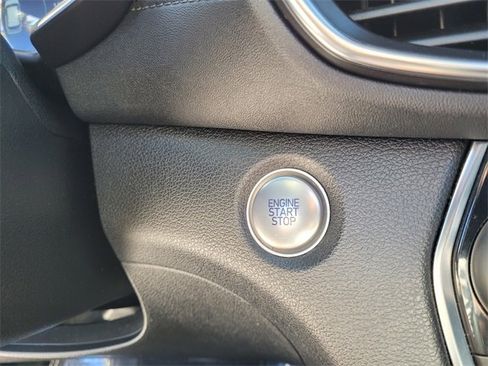 Used 2019 Hyundai Santa Fe Limited image 29