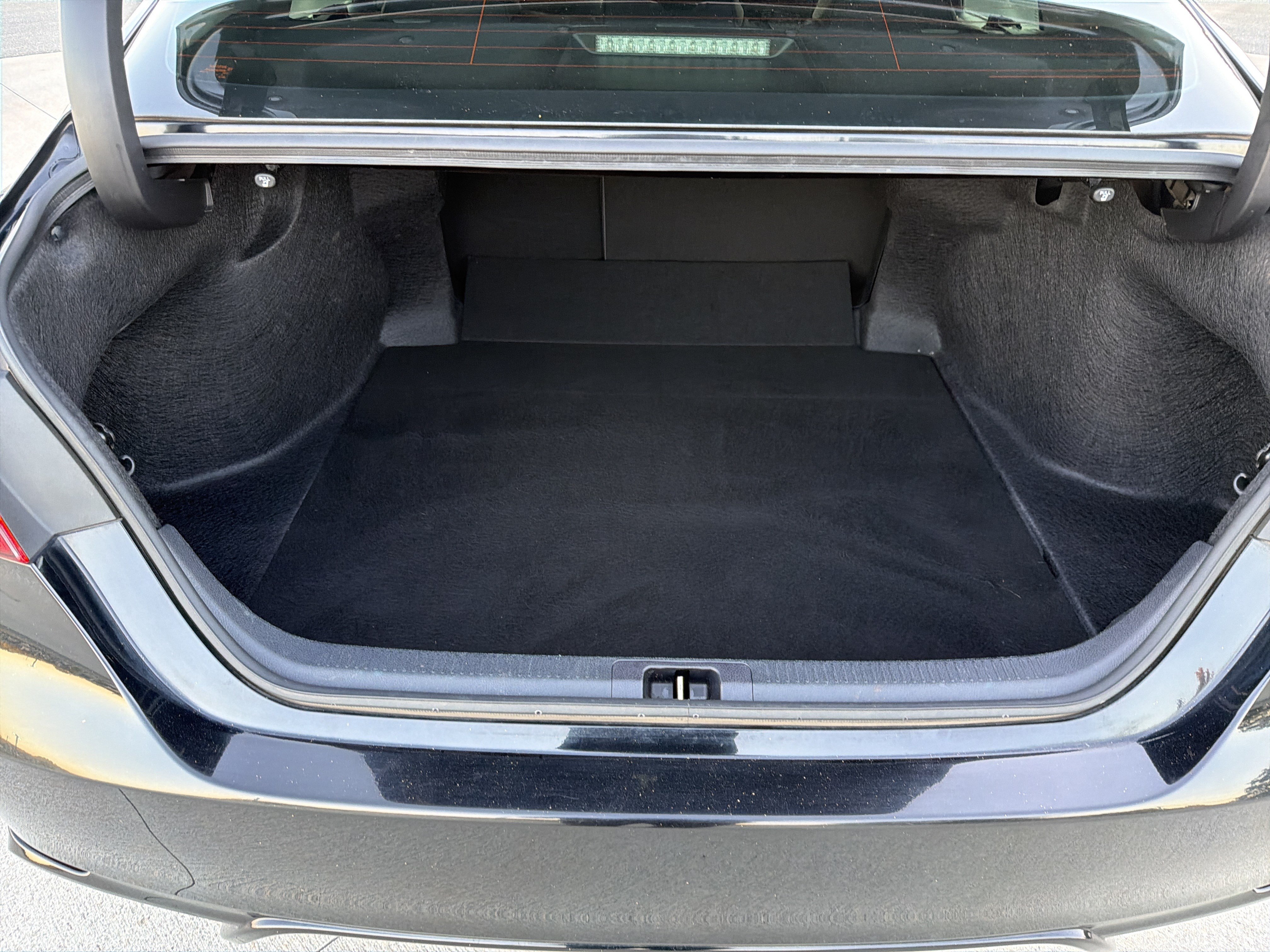 Used 2024 Toyota Camry SE w/ Convenience Package FWD image 32