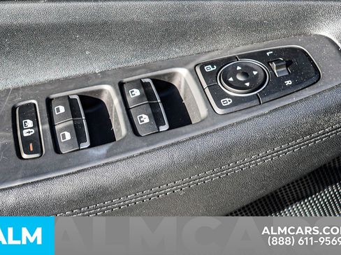 Used 2022 Hyundai Santa Fe SEL Convenience w/ Cargo Package image 39