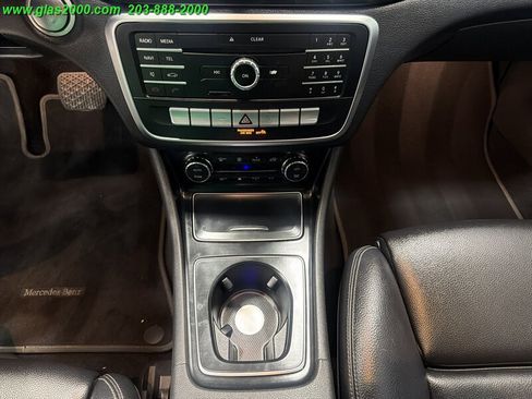 Used 2019 Mercedes-Benz GLA 250 w/ Convenience Package image 27