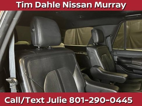 Used 2019 Ford Expedition Limited w/ Equipment Group 302A AWD/4WD image 19