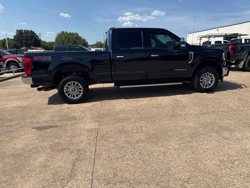 Used 2021 Ford F250 XLT w/ XLT Premium Package AWD/4WD image 8