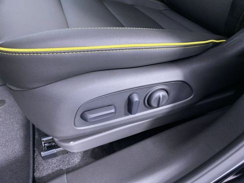 New 2025 Chevrolet TrailBlazer ACTIV w/ Convenience Package FWD image 9