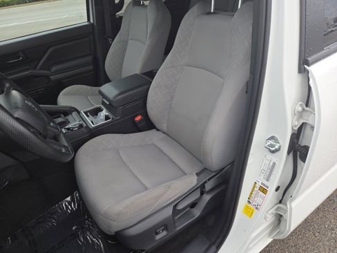 Used 2024 Toyota Tacoma SR5 image 23