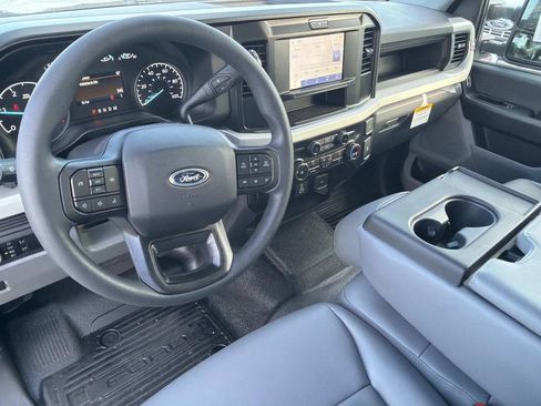 New 2026 Ford F450 XL w/ XL Chrome Package image 7