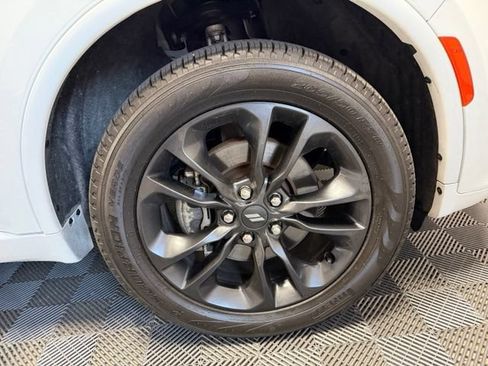 Used 2023 Dodge Durango GT w/ Blacktop Package AWD/4WD image 44