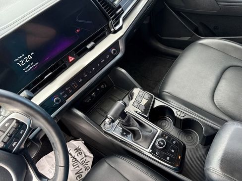 Certified 2023 Kia Sportage EX AWD/4WD image 14