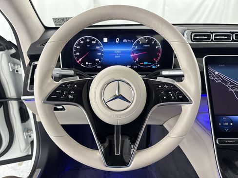 Certified 2022 Mercedes-Benz S 500 4MATIC image 15