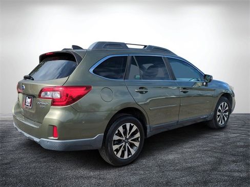Used 2017 Subaru Outback 3.6R Limited image 3