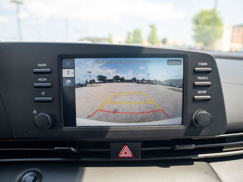 New 2025 Hyundai Elantra Sport image 28