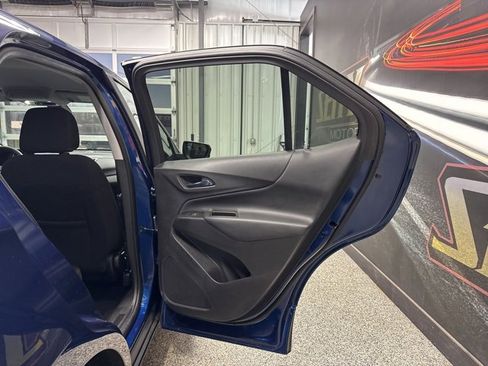 Used 2023 Chevrolet Equinox LT image 22