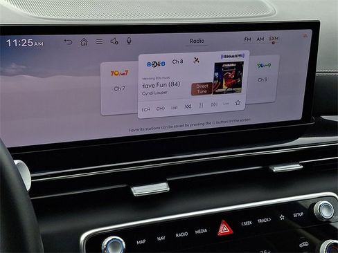 Used 2025 Genesis GV80 2.5T Standard image 17