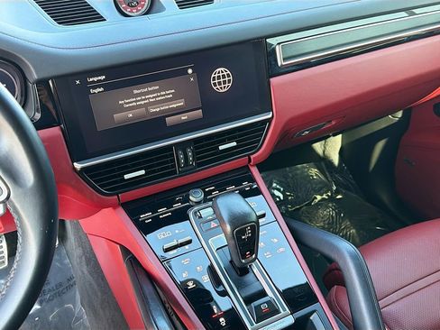 Used 2023 Porsche Cayenne GTS image 28