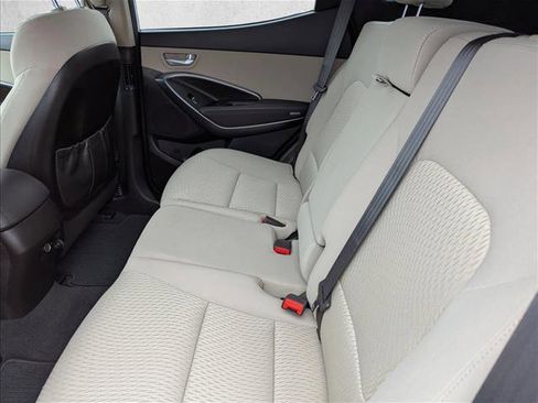 Used 2017 Hyundai Santa Fe Sport image 24