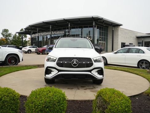 New 2026 Mercedes-Benz GLE 580 4MATIC image 2