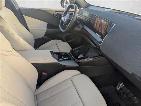 Certified 2025 BMW X3 xDrive30i w/ Convenience Package image 22