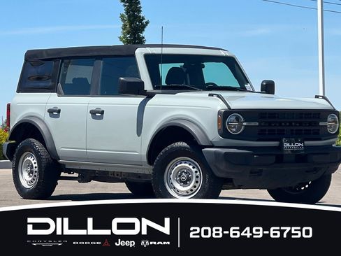 Used 2022 Ford Bronco 4-Door AWD/4WD image 2