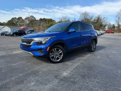 Used 2021 Kia Seltos S FWD image 3
