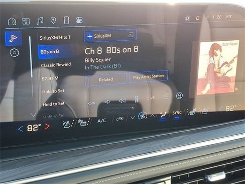 Used 2025 Chevrolet Suburban Premier image 15