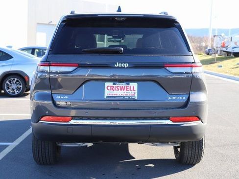 New 2025 Jeep Grand Cherokee Limited w/ Luxury Tech Group II AWD/4WD image 4