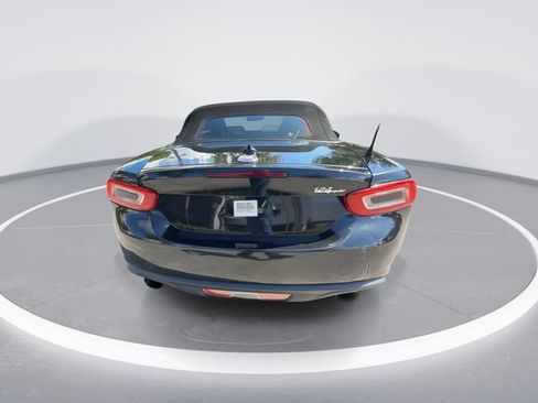 Used 2020 FIAT 124 Spider Classica w/ Technology Group RWD image 7