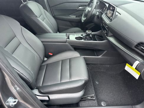 New 2026 Nissan Rogue SV w/ SV Premium Package image 13