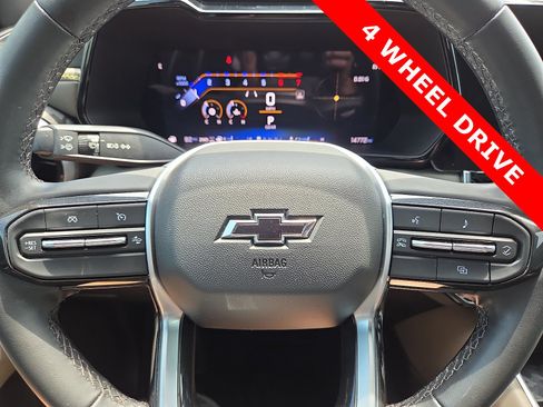 Used 2024 Chevrolet Colorado ZR2 w/ Safety Package AWD/4WD image 24