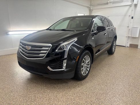 Used 2019 Cadillac XT5 Luxury AWD/4WD image 2